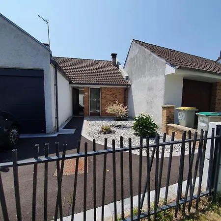Maison Avec Patio, 3 Et Jardin Feriehus Longuenesse